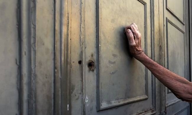 «Δωρεές» ακινήτων στην Εφορία για εξόφληση φόρων