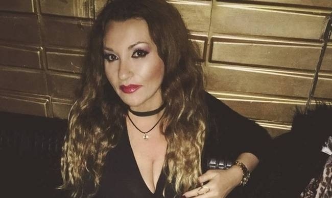 Δείτε πόσο όμορφη κοπέλα είναι η κόρη της Πόπης Μαλλιωτάκη