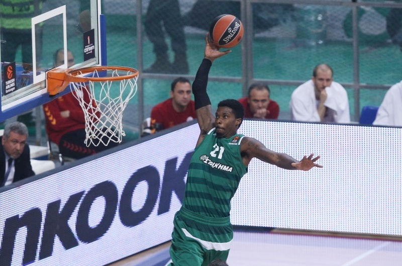 Ο Γκάμπριελ καρφώνει για το Νο1! (video)