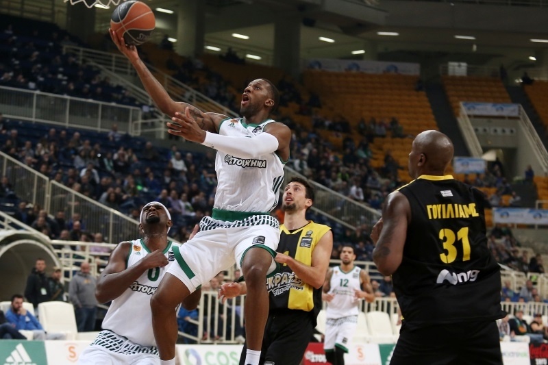 Παναθηναϊκός Superfoods – ΑΕΚ 77-68: Τη νίκησε και την προσπέρασε