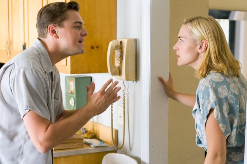 ΣΟΚ ΚΑΙ ΔΕΟΣ! Άντρας επιστρέφει στο πατρικό του επειδή φρίκαρε με την συγκατοίκηση