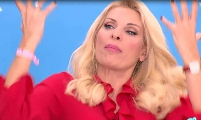 Η απίστευτη αποκάλυψη της Ελένης: «Έκαψα το σπίτι δυο φορές, ενώ η μαμά μου ήταν στην κουζίνα»!