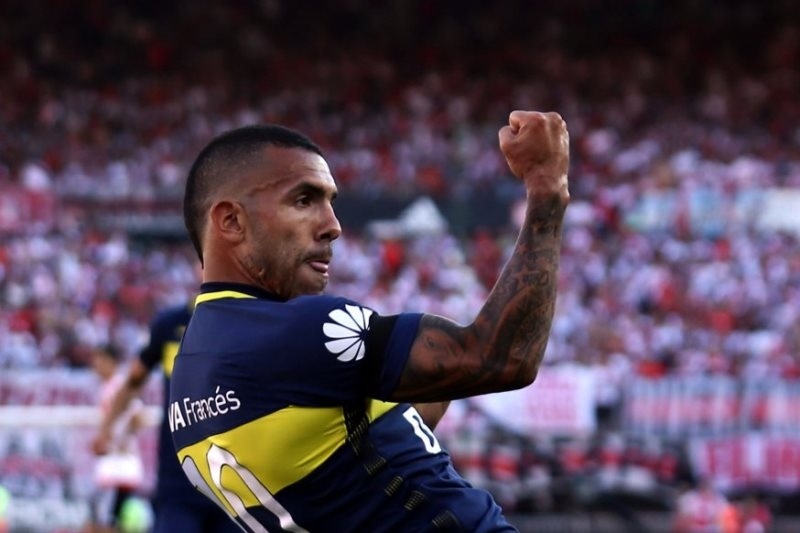 Τρελά λεφτά από ομάδα της Κίνας στον Κάρλος Τέβες