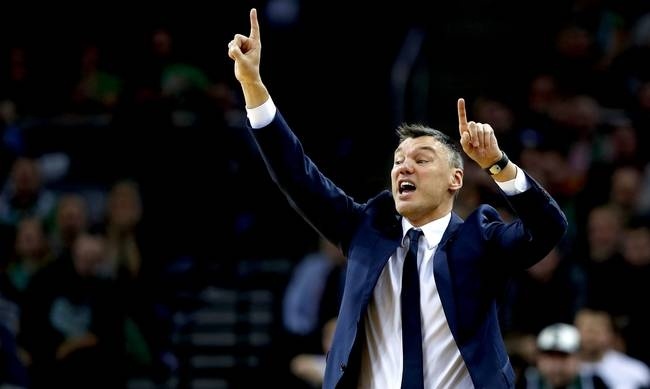 Έξαλλος -και- ο Γιασικεβίτσιους με Σφαιρόπουλο (vid)