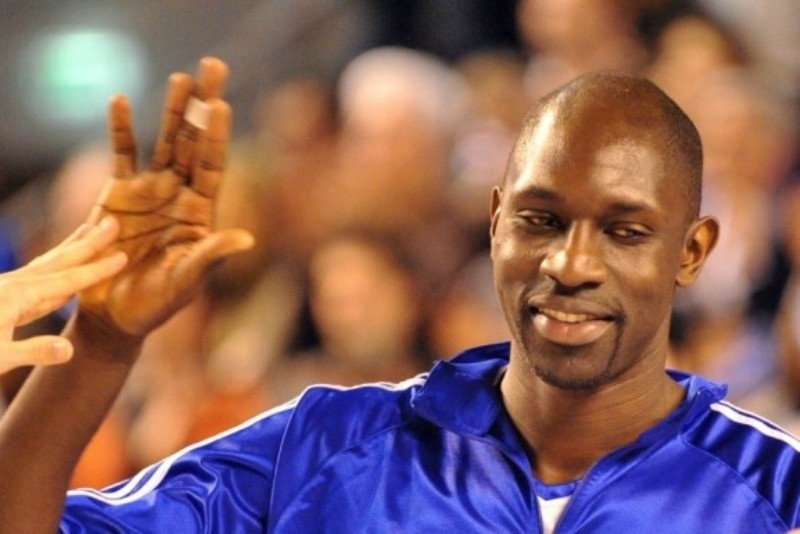 Σοκ! Νεκρός διεθνής Γάλλος σέντερ!