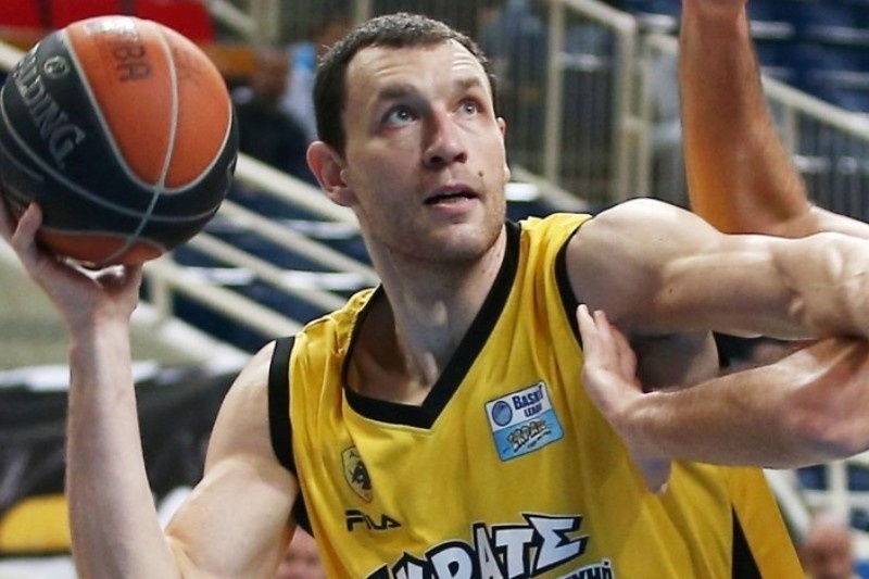 Άρχοντας στην Κίνα ο Λουκάς!