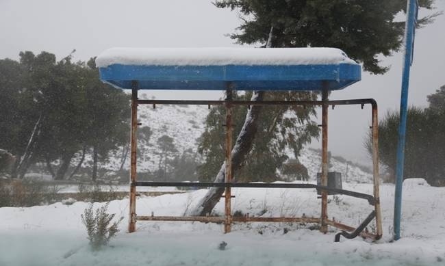 Καιρός live: Προσοχή! - Έκλεισαν δρόμοι στην Αθήνα