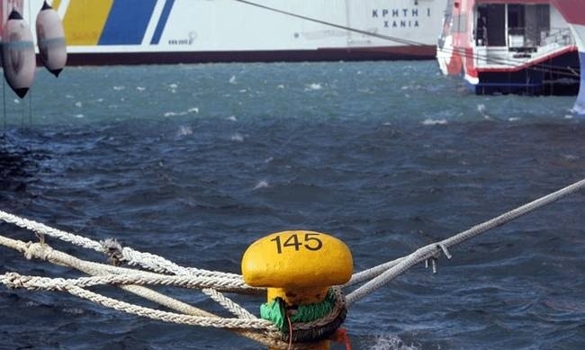 Σε ποια λιμάνια είναι δεμένα τα πλοία