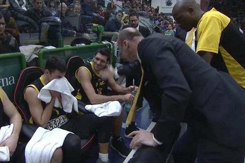 Ο Ζντοβτς χαστούκισε τον Μαυροειδή (video)