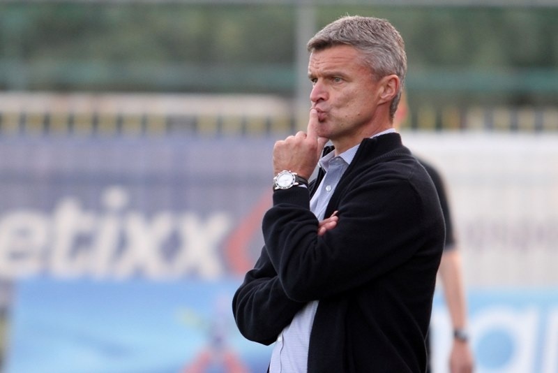 Ζάκυνθος: Επαφές με Βαζέχα