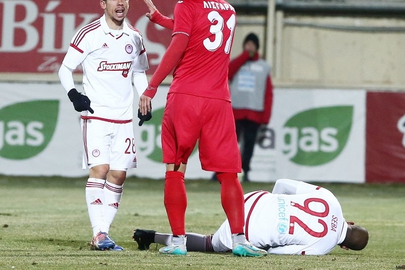 Ολυμπιακός: Κάκωση ο Σεμπά