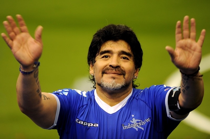 Ο Μαραντόνα παραδίδει μαθήματα ποδοσφαίρου