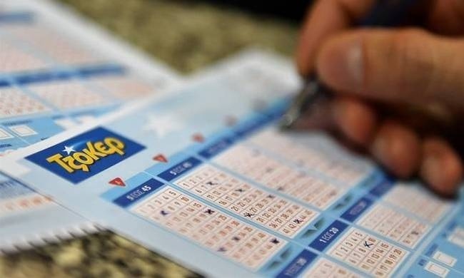 Τζόκερ: Αυτοί είναι οι αριθμοί που κερδίζουν τα 3,1 εκατ. ευρώ!