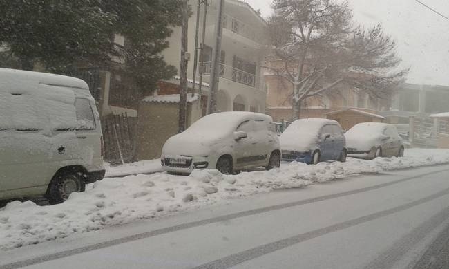 Καιρός: Προ των πυλών ο νέος χιονιάς – Πότε θα σαρώσει την Ελλάδα