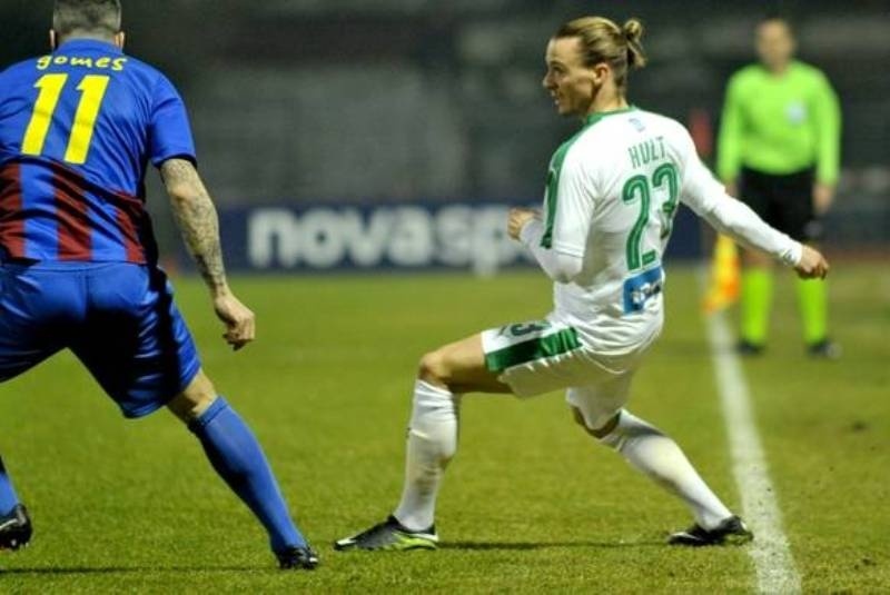 Προλαβαίνει τα Γιάννενα ο Χουλτ