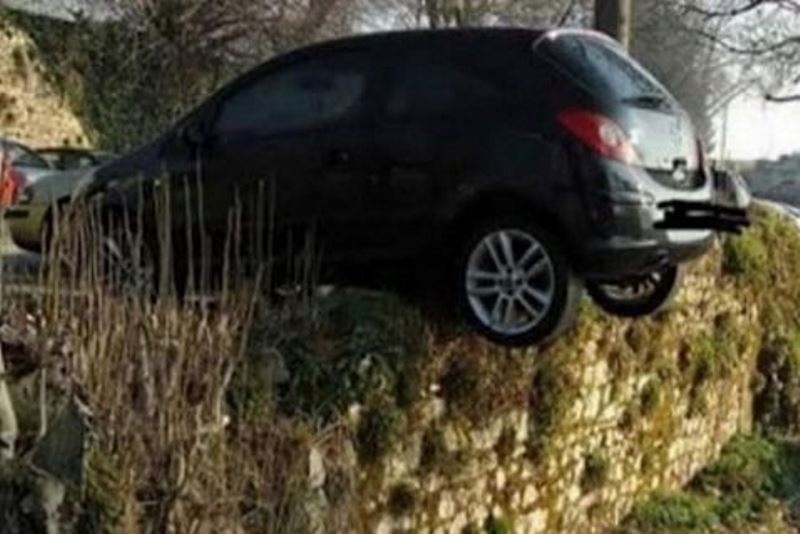 ΕΠΙΚΟ παρκάρισμα στα Ιωάννινα! Έγινε viral (photo)