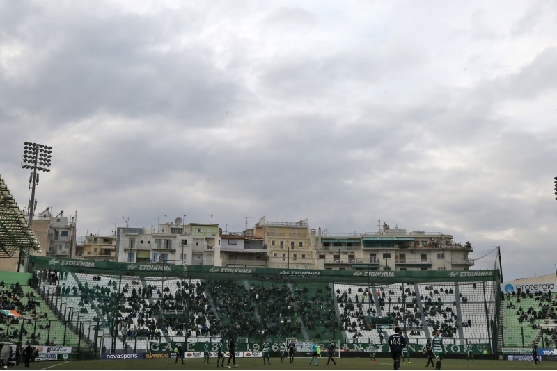 Χαμός στη Λεωφόρο: «Ουζουνίδη διώξτους όλους»!