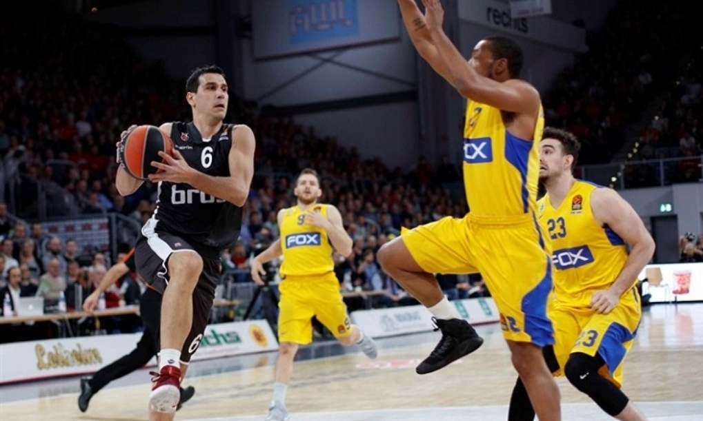 Μπάμπεργκ - Μακάμπι Τελ Αβίβ 90-75: Επιστροφή στις νίκες με εκτελεστή τον Στρέλνιεκς