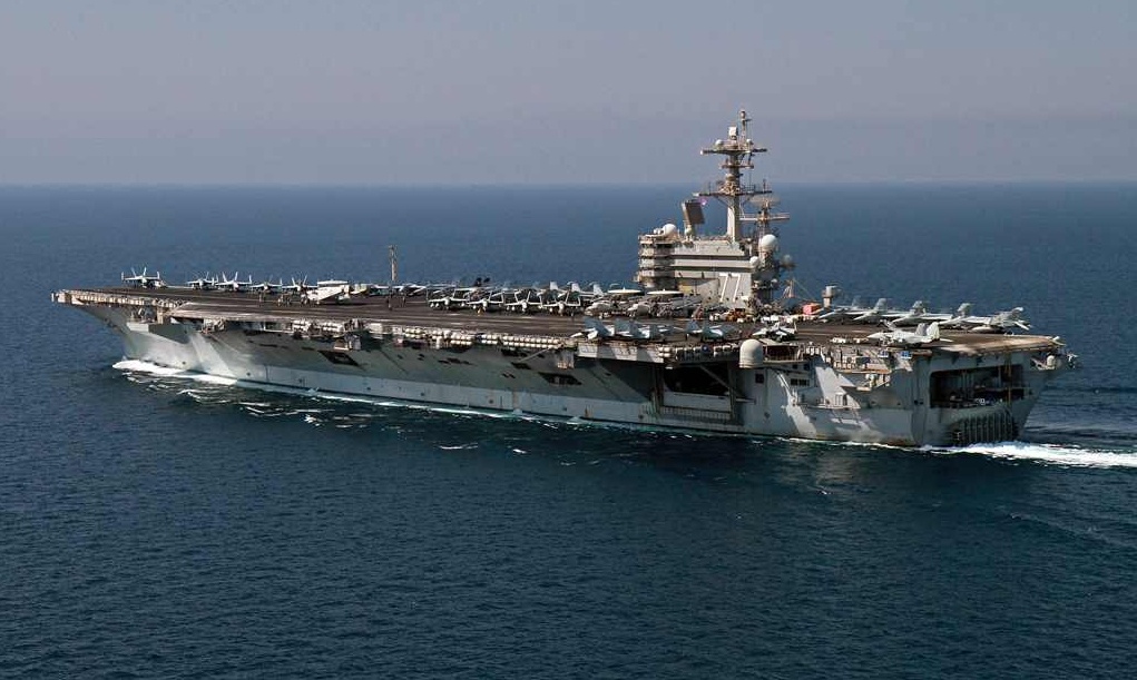 Τα Χανιά γέμισαν Αμερικανούς ναύτες και ιερόδουλες