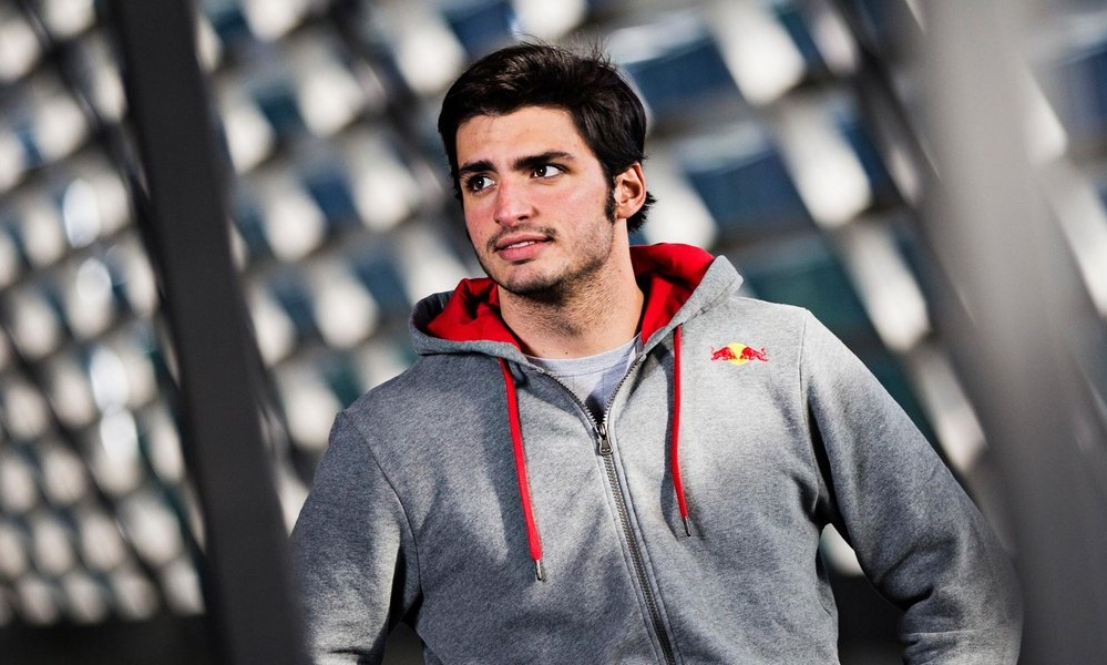 Μια μέρα στο γυμναστήριο με τον Κάρλος Σάινθ