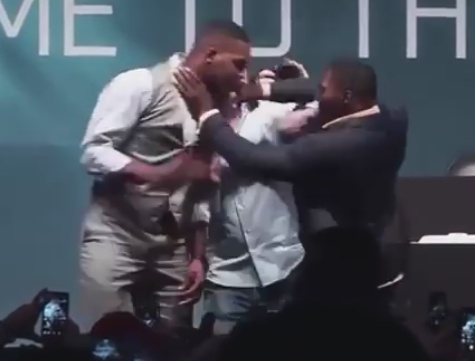 Τρελό γέλιο σε συνέντευξη τύπου στο UFC