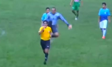 Ποινή… χρόνων σε παίκτη που χτύπησε διαιτητή