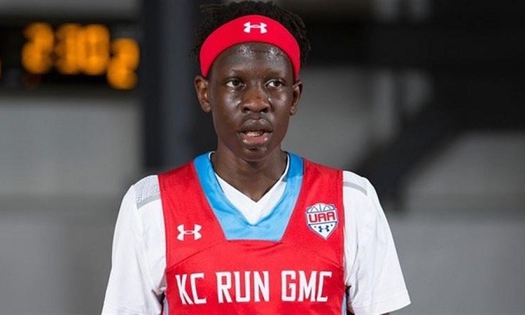 Έτοιμος να ξεπεράσει τον Μανούτ Μπολ ο γιος του