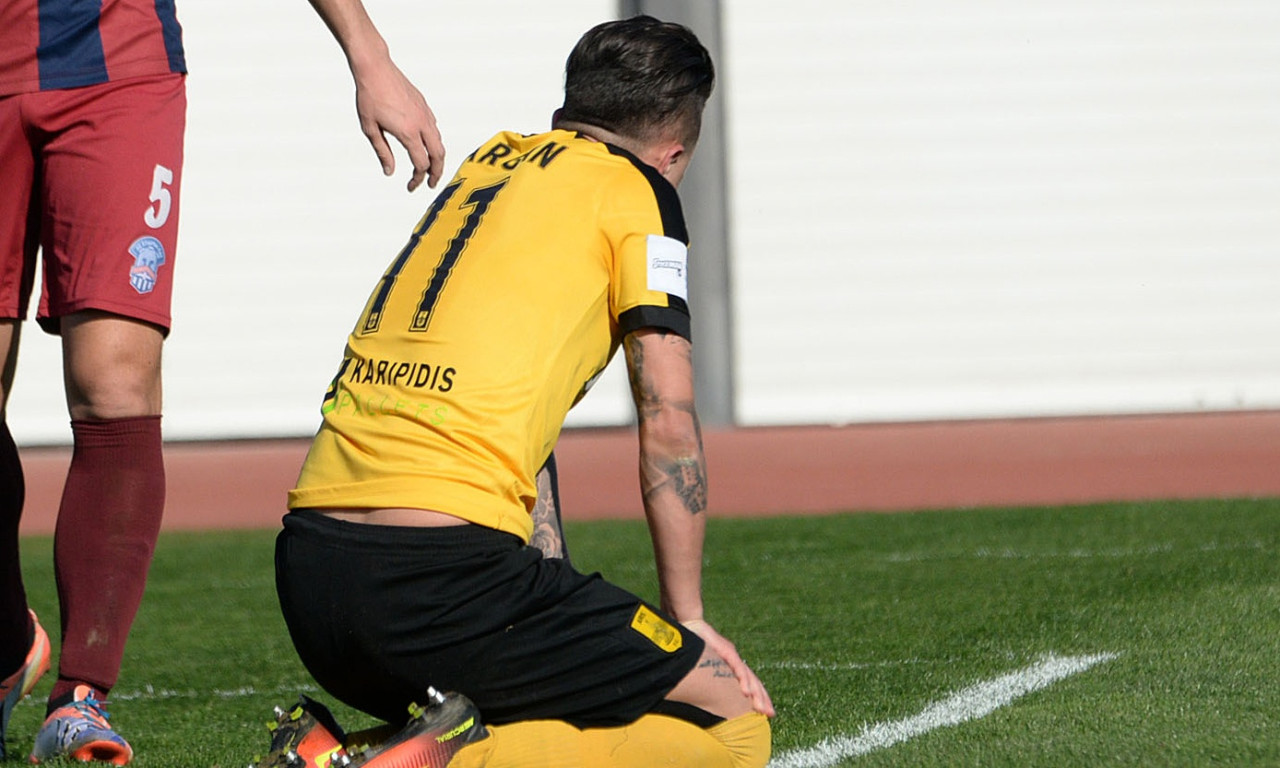 Ντου οπαδών του Άρη στο προπονητικό κέντρο