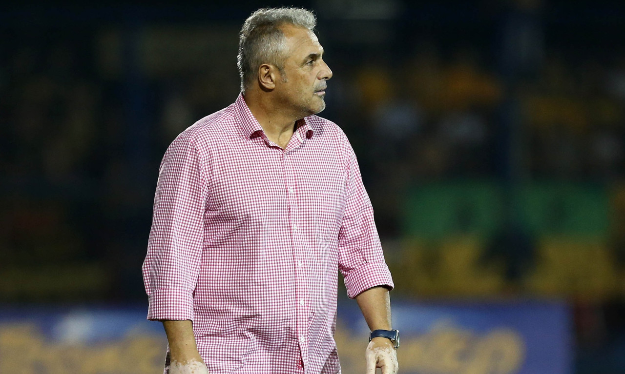 Τέλος από τα Τρίκαλα ο Βοσνιάδης!