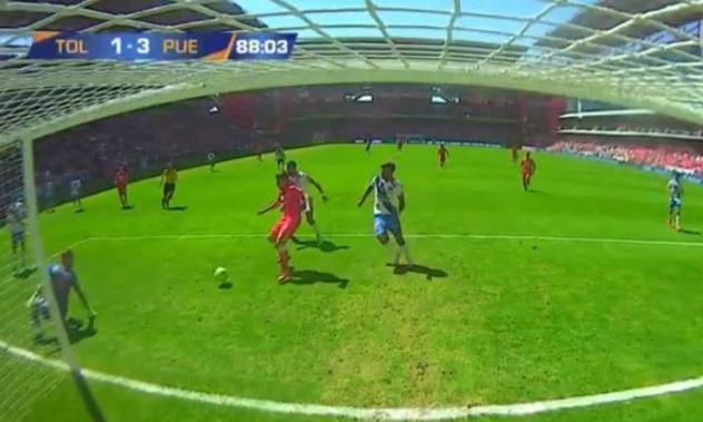 Μας δουλεύει; Πώς το έχασε αυτό;