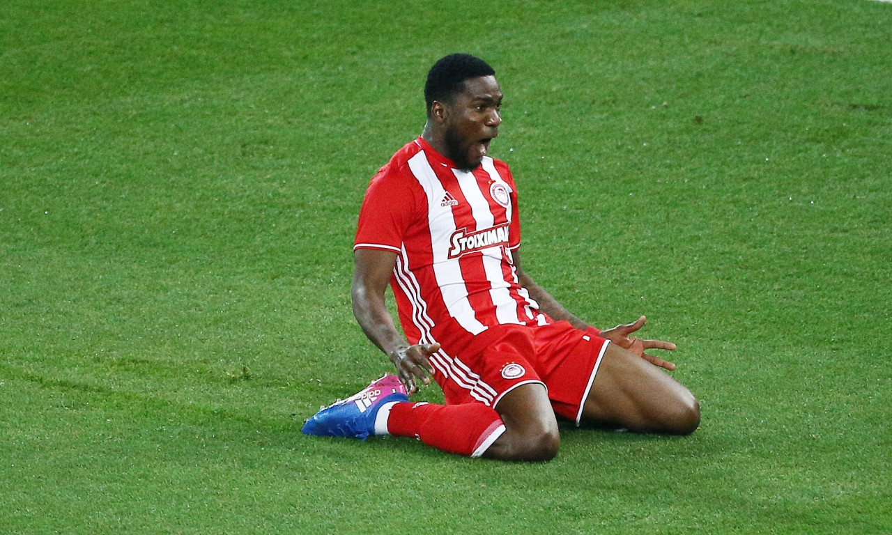 Έγινε… Κινέζος ο Ιντέγε