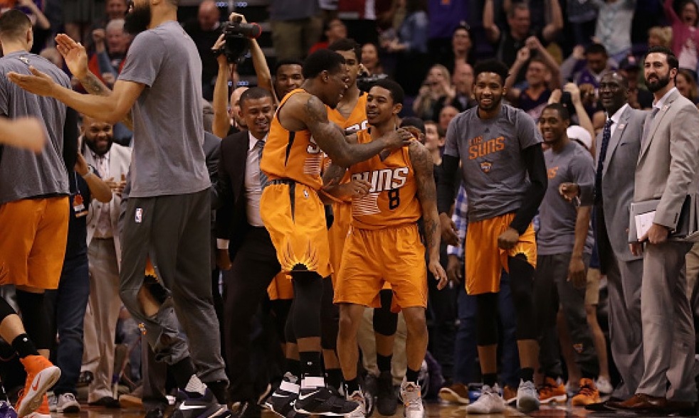 Ένα Top 10 μόνο buzzer beater!