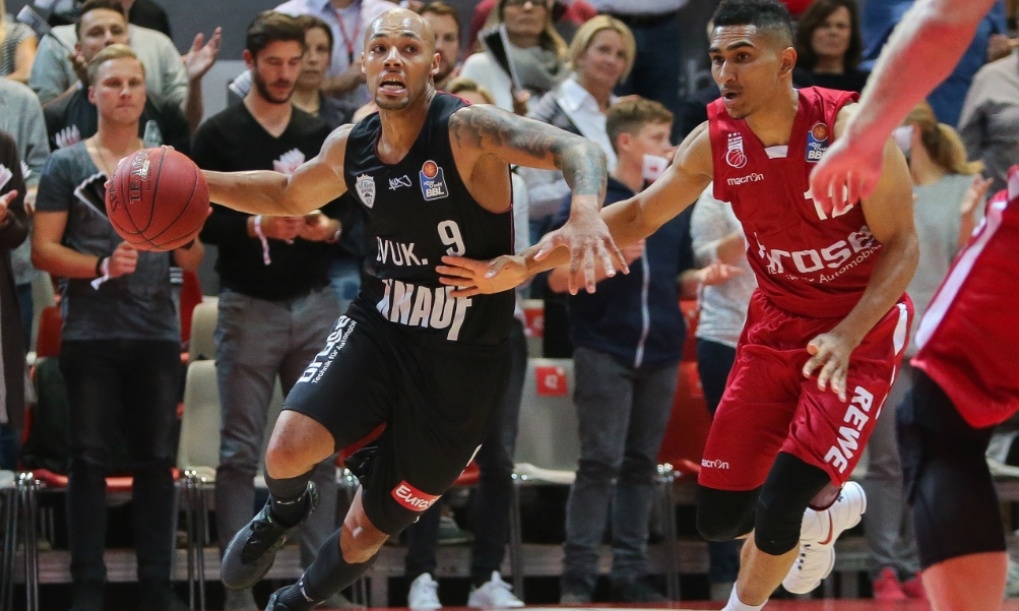 Αναντολού Εφές - Μπάμπεργκ 68-87: Της έβαλε δύσκολα ο Τρινκιέρι!