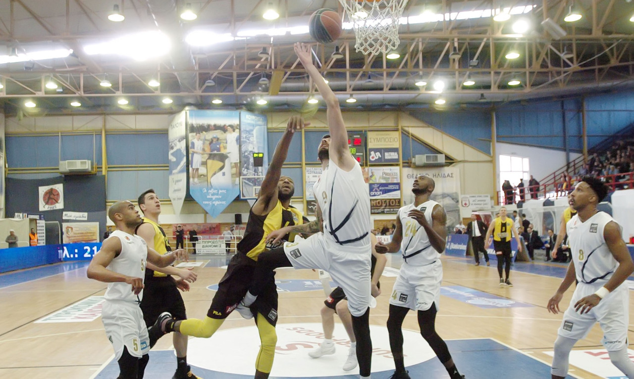 Πάρτι στην Αμαλιάδα η ΑΕΚ