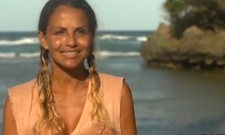 Άγριο κράξιμο στο facebook της Σόφης Πασχάλη