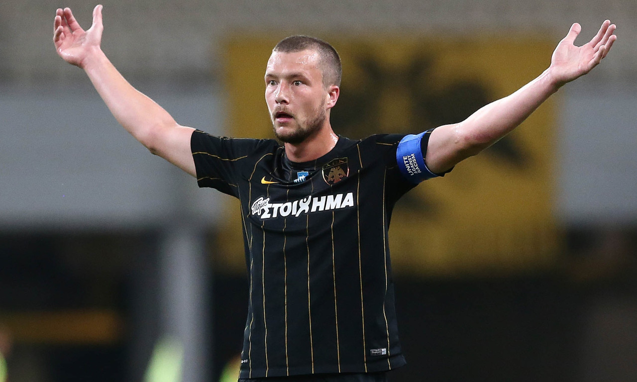 Πλησιάζουν σε deal ΑΕΚ και Γιόχανσον