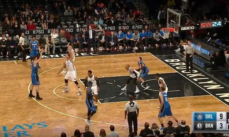 Το… σουτ της χρονιάς ο Βούτσεβιτς!