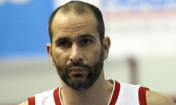 Σε έξαλλη κατάσταση ο Διαμαντόπουλος με το «ποιος είσαι εσύ» από διαιτητή!