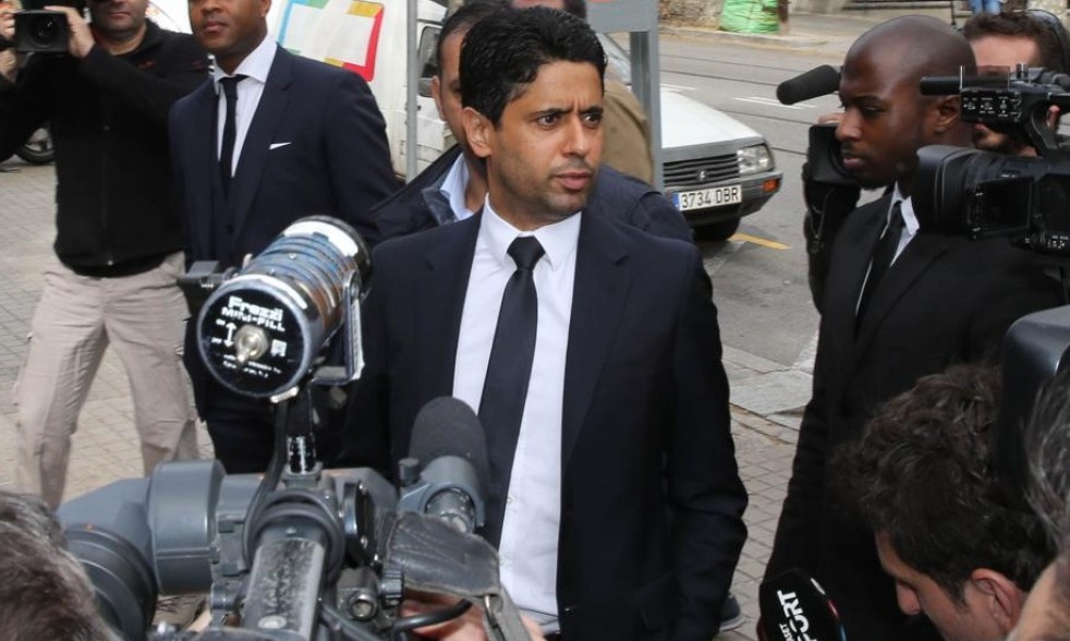 Ο ιδιοκτήτης της Παρί επιχείρησε «έφοδο» στον διαιτητή αλλά… απωθήθηκε!