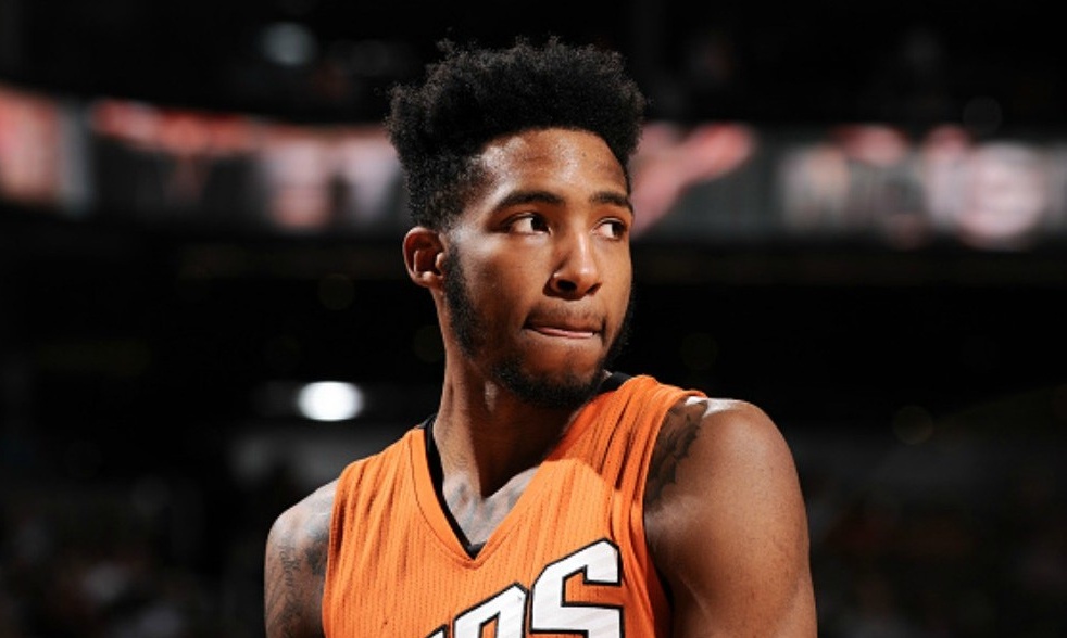 Top 10: «Πετάει ο Τζόουνς»!