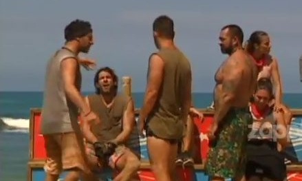 Survivor: Τους κατούραγε ο Σπαλιάρας και τον έστειλαν στους Μαχητές!