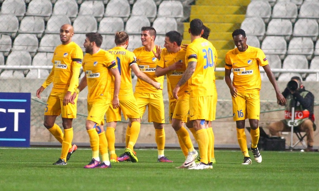 Αγκαλιά με τον τίτλο ο ΑΠΟΕΛ