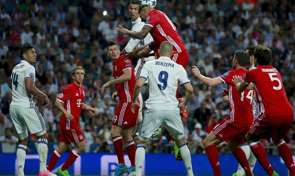 Ρουμενίγκε: «Μας γα@#αν!»