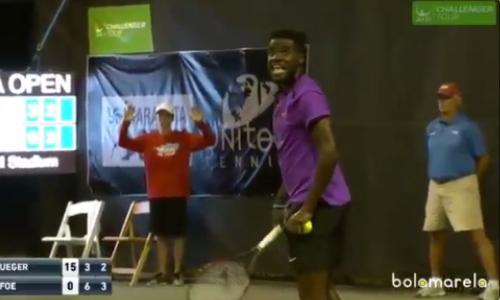 Απίστευτο: Διεκόπη αγώνας τένις γιατί ζευγάρι έκανε σεξ στις κερκίδες!