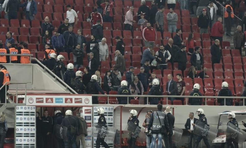 Ταυτοποιούνται δέκα ύποπτοι για τα επεισόδια στο Καραϊσκάκη