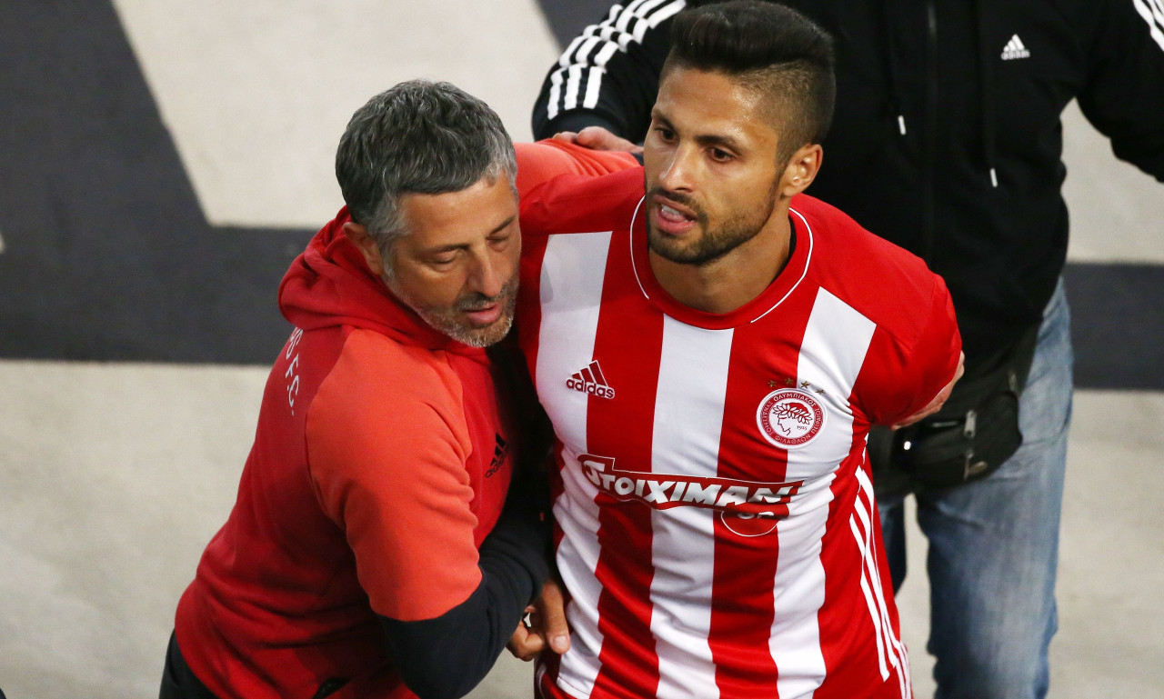 ΑΕΚ-Ολυμπιακός: Καρέ-καρέ οι εντάσεις του ΟΑΚΑ!