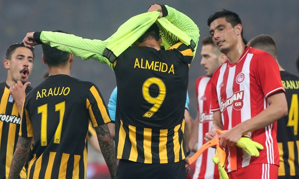 Επικό ξέσπασμα Σιμόες για Αλμέιδα: «Δείξτε μεγαλύτερο σεβασμό»