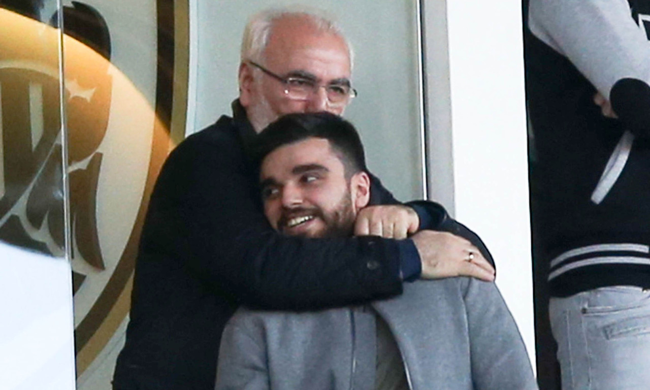 Απίστευτη μπηχτή Καραμάνου σε Σαββίδη για Ολυμπιακό!