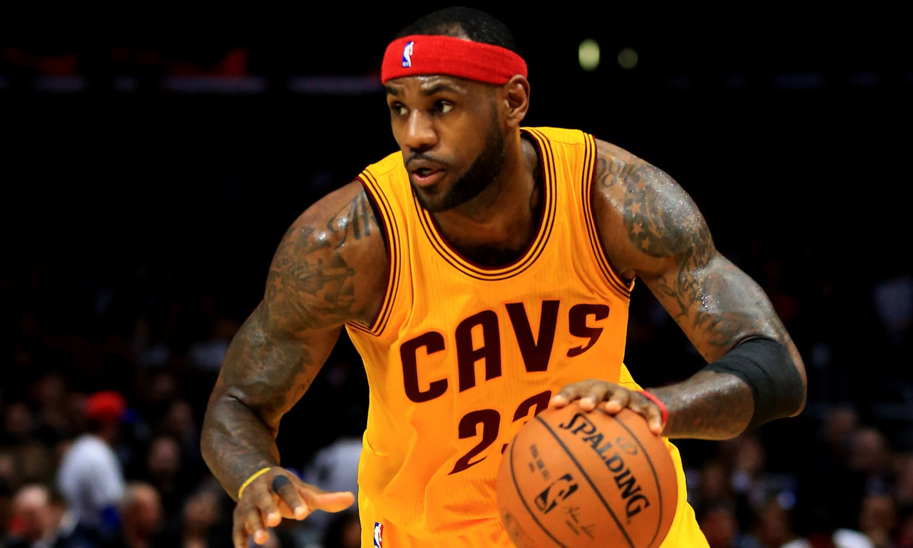 Κυνηγάει τον Τζόρνταν ο Λεμπρόν!