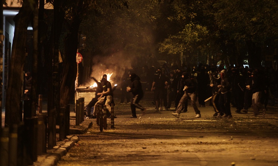 Οπαδός τραυματίστηκε με πέτρα στο κεφάλι σε ματς τοπικού στην Πάτρα!